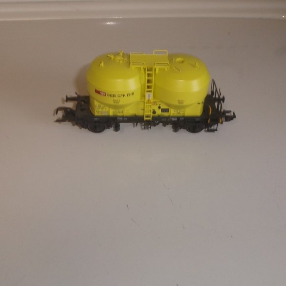 Roco N scale train car 2 dome tanker railroad - Picture 1 of 2